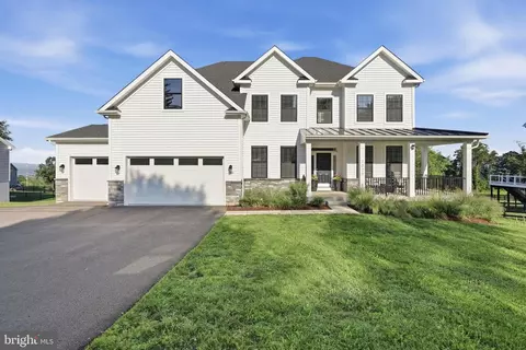 Exterior - 7026 Ridge Rd, Frederick, MD 21702 photo 2 of 7