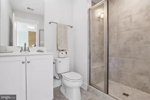 Entry Way - 7026 Ridge Rd, Frederick, MD 21702 photo 8 of 11