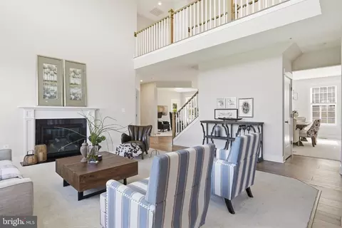 Entry Way - 7026 Ridge Rd, Frederick, MD 21702 photo 2 of 11