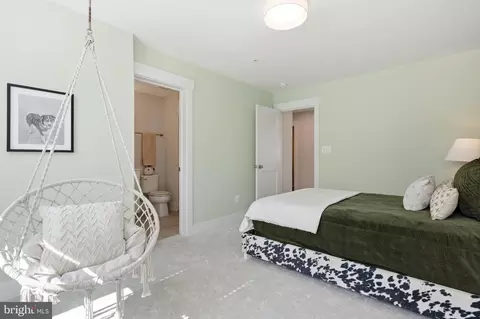 Bedroom - 7026 Ridge Rd, Frederick, MD 21702 photo 8 of 10