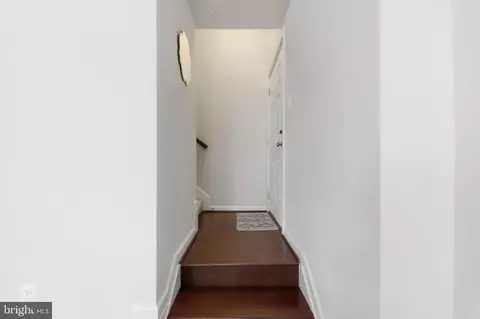 Entry Way - 5904 Krantz Dr, Frederick, MD 21703 photo 1 of 9