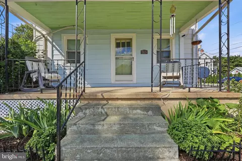 Exterior - 313 E Main St, Thurmont, MD 21788 photo 2 of 14