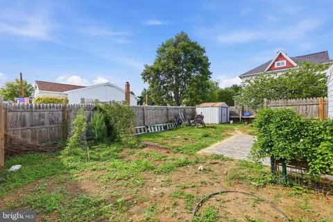 Exterior - 313 E Main St, Thurmont, MD 21788 photo 9 of 14