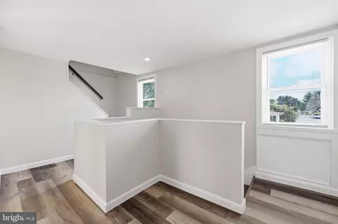 Entry Way - 313 E Main St, Thurmont, MD 21788 photo 11 of 15