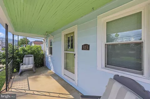 Exterior - 313 E Main St, Thurmont, MD 21788 photo 5 of 14