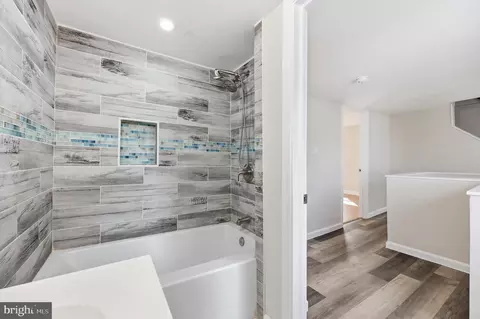 Entry Way - 313 E Main St, Thurmont, MD 21788 photo 9 of 15