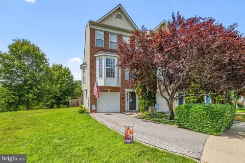 Exterior - 2620 Emerson Dr, Frederick, MD 21702 photo 4 of 4