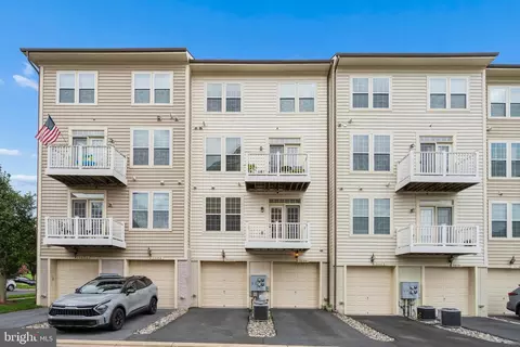 Exterior - 3620 Holborn Pl, Frederick, MD 21704 photo 7 of 8