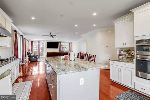 Kitchen - 9064 Knott Ln, Frederick, MD 21704 photo 5 of 6