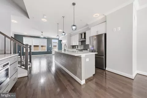 Entry Way - 747 Holden Rd, Frederick, MD 21701 photo 11 of 17