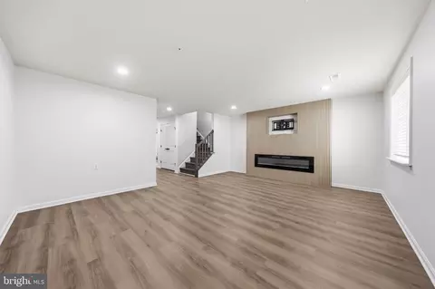 Living - 747 Holden Rd, Frederick, MD 21701 photo 5 of 5