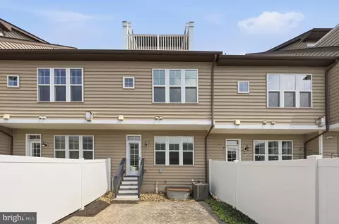 Exterior - 747 Holden Rd, Frederick, MD 21701 photo 8 of 13