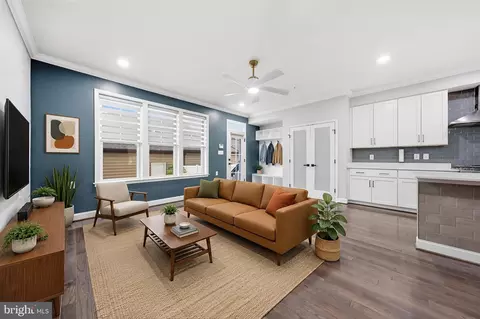 Entry Way - 747 Holden Rd, Frederick, MD 21701 photo 8 of 17