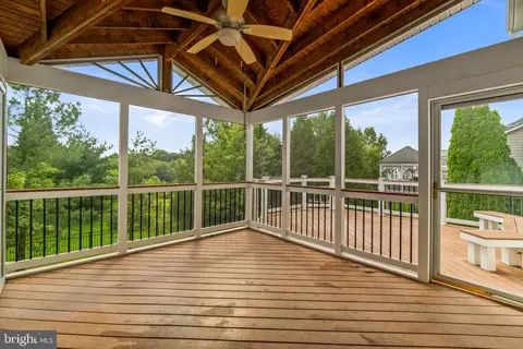 Exterior - 9237 Charterhouse Rd, Frederick, MD 21704 photo 5 of 19
