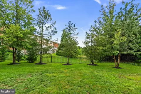 Exterior - 9237 Charterhouse Rd, Frederick, MD 21704 photo 9 of 19