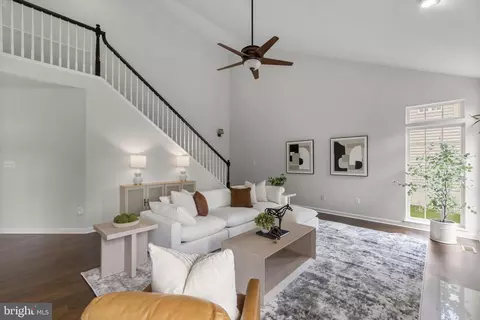 Entry Way - 9237 Charterhouse Rd, Frederick, MD 21704 photo 5 of 10