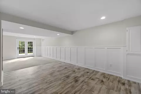 Living - 9237 Charterhouse Rd, Frederick, MD 21704 photo 4 of 5