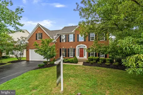 Exterior - 9237 Charterhouse Rd, Frederick, MD 21704 photo 2 of 19