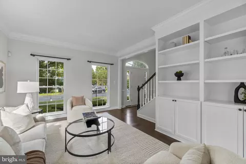 Living - 9237 Charterhouse Rd, Frederick, MD 21704 photo 1 of 5
