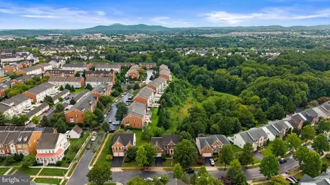 View/Area - 9237 Charterhouse Rd, Frederick, MD 21704 photo 7 of 13