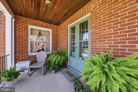 Exterior - 19 Norva Ave, Frederick, MD 21701 photo 2 of 10