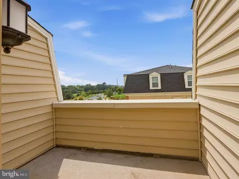 Exterior - 710 Brengle Dr, Frederick, MD 21701 photo 3 of 3