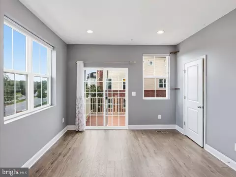 Living - 710 Brengle Dr, Frederick, MD 21701 photo 4 of 4