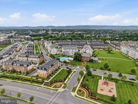 View/Area - 710 Brengle Dr, Frederick, MD 21701 photo 3 of 4