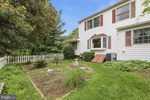 Exterior - 7405 Hillside Dr, Frederick, MD 21702 photo 13 of 14
