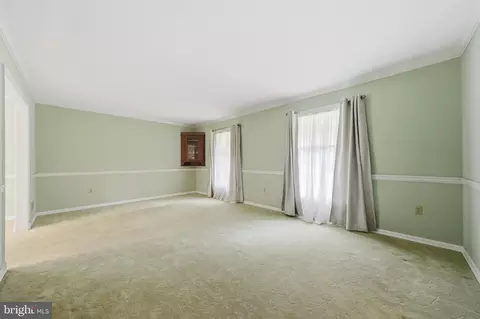 Living - 7405 Hillside Dr, Frederick, MD 21702 photo 2 of 9