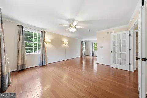 Living - 7405 Hillside Dr, Frederick, MD 21702 photo 8 of 9