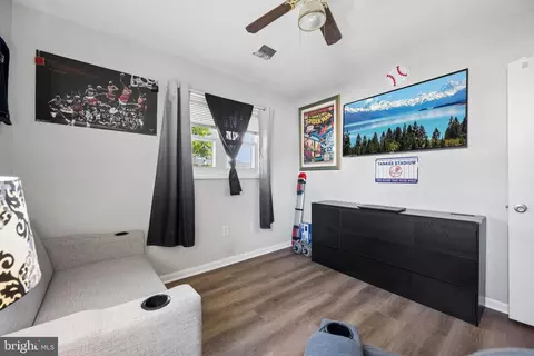 Bedroom - 902 Young Pl, Frederick, MD 21702 photo 1 of 3