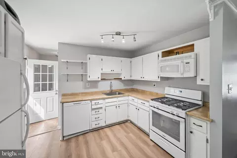 Other - 902 Young Pl, Frederick, MD 21702 photo 9 of 11