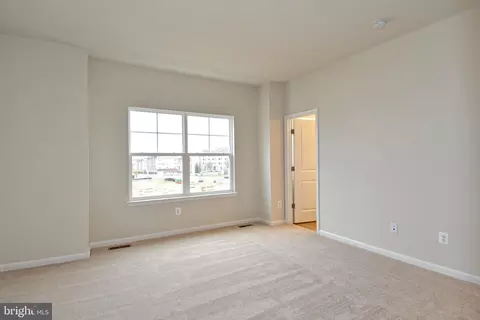 Bedroom - 402 Matlock Ln, Frederick, MD 21701 photo 7 of 13
