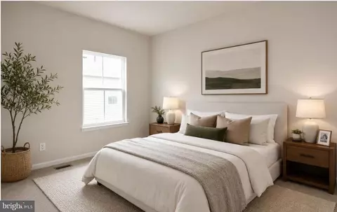 Bedroom - 402 Matlock Ln, Frederick, MD 21701 photo 10 of 13