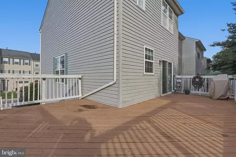 Exterior - 900 Turning Point Ct, Frederick, MD 21701 photo 3 of 6