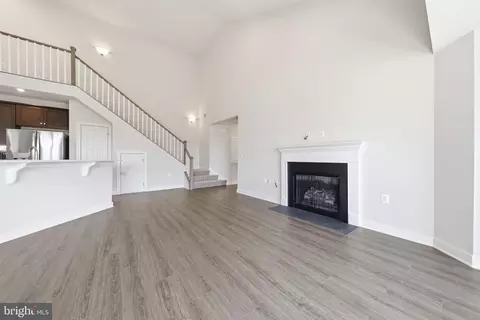 Living - 3510 Starlight St #401, Frederick, MD 21704 photo 2 of 5