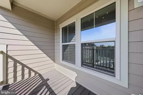 Exterior - 3510 Starlight St #401, Frederick, MD 21704 photo 5 of 9