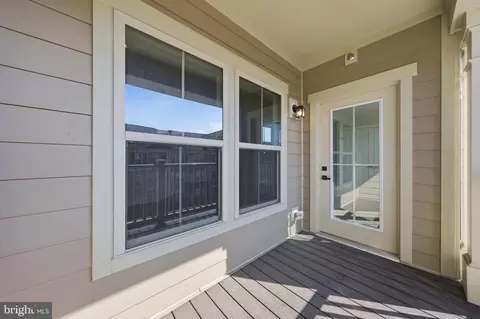 Exterior - 3510 Starlight St #401, Frederick, MD 21704 photo 6 of 9