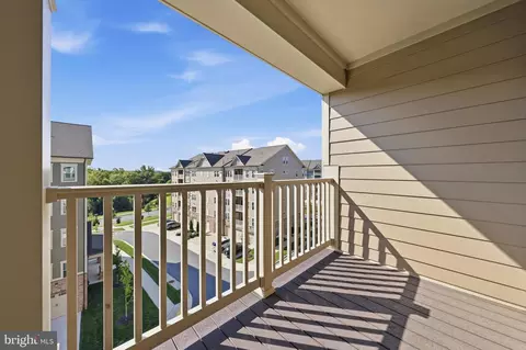 Exterior - 3510 Starlight St #401, Frederick, MD 21704 photo 4 of 9