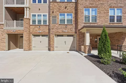 Exterior - 3510 Starlight St #401, Frederick, MD 21704 photo 3 of 9
