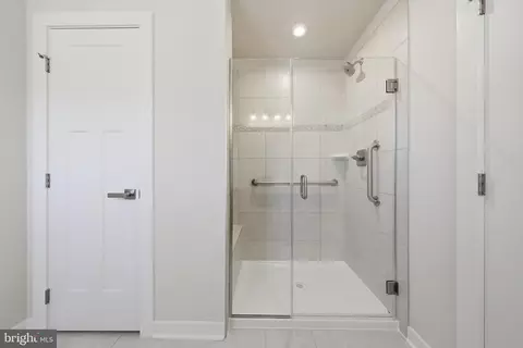 Entry Way - 3510 Starlight St #401, Frederick, MD 21704 photo 7 of 19
