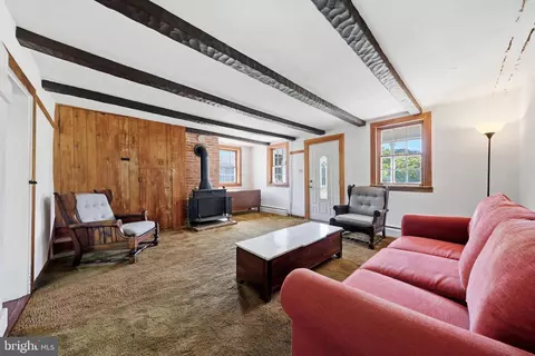 Living - 11801 Warner Rd, Keymar, MD 21757 photo 3 of 7