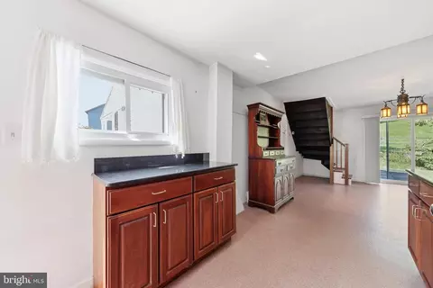 Entry Way - 11801 Warner Rd, Keymar, MD 21757 photo 3 of 8
