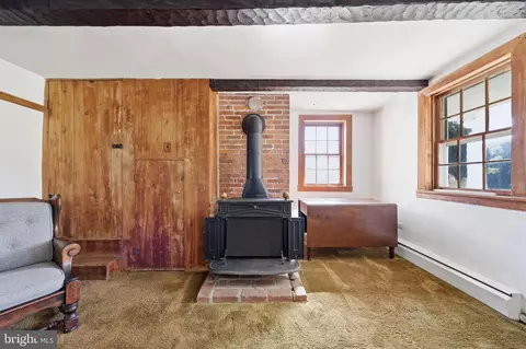 Living - 11801 Warner Rd, Keymar, MD 21757 photo 4 of 7