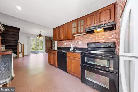 Kitchen - 11801 Warner Rd, Keymar, MD 21757 photo 3 of 3