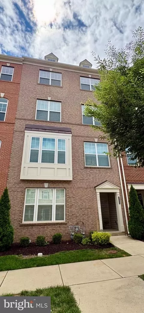 Exterior - 7135 Delegate Pl, Frederick, MD 21703 photo 2 of 2