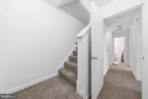Entry Way - 125 Heathfield Dr, Frederick, MD 21702 photo 8 of 8