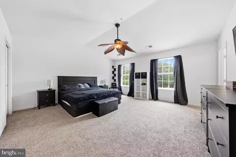 Bedroom - 125 Heathfield Dr, Frederick, MD 21702 photo 6 of 7