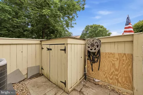 Exterior - 125 Heathfield Dr, Frederick, MD 21702 photo 9 of 14
